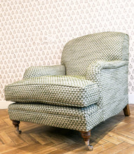 Load image into Gallery viewer, Charlbury Chair