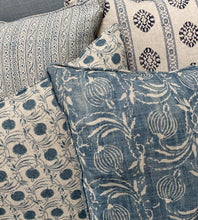 Load image into Gallery viewer, GP &amp; J Baker Pomegranate Cushion/Green
