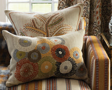 Load image into Gallery viewer, Fiorela Spice Cushion
