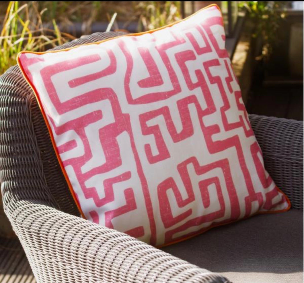 Reef Tropic Pink Cushion