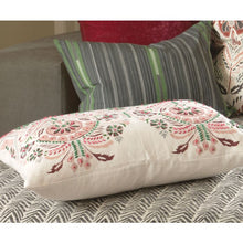 Load image into Gallery viewer, William Yeoward Cleave Cushion
